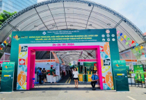 Mật ong sông bé tại lễ hội sâm 2024